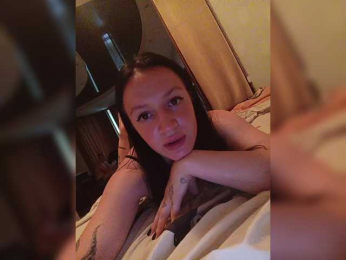 relaaaaxxx webcam model stream image