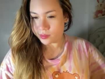 delicious_iya69 webcam model stream image