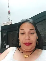 Poojabhabi101 webcam model stream image