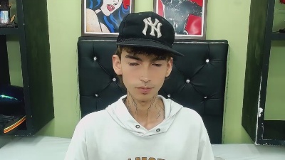 ttimy_x_boy webcam cam4 model stream image