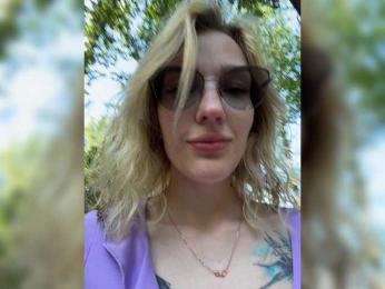 AlinnaAnnila webcam bongacams model stream image