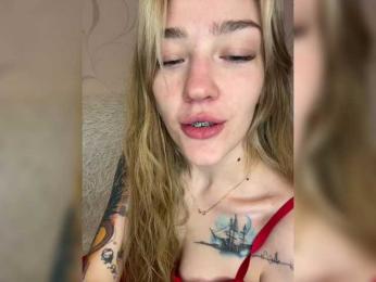 AlinnaAnnila webcam bongacams model stream image