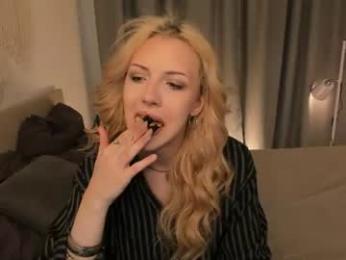 tiffany_king webcam chaturbate model stream image