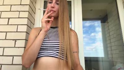 CorrinRunnells webcam model stream image