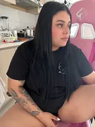 alissonfernandez_ webcam model stream image