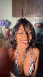 AnyLeon webcam cam4 model stream image