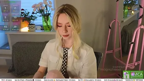 sweetuniporn webcam model stream image