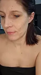 Lenchen_ webcam model stream image