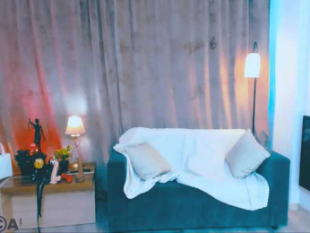 EmilyBlare webcam model stream image