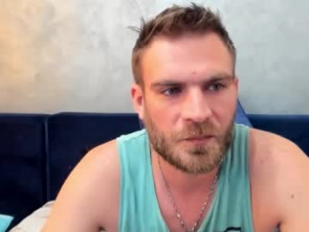 10in_deluxe webcam chaturbate model stream image