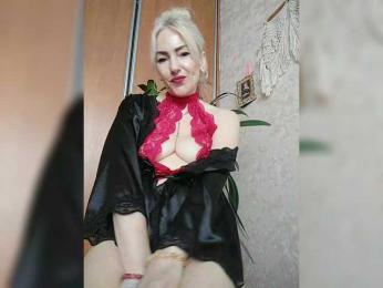 White00Pearl webcam bongacams model stream image