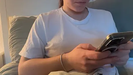 Lucyschickt webcam model stream image