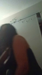 RosiePeeking webcam model stream image