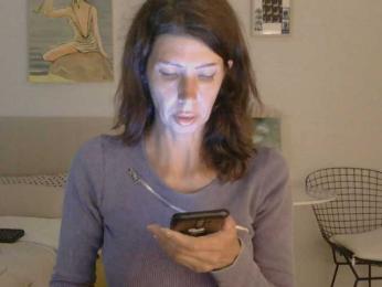 WhiteQueen888 webcam model stream image