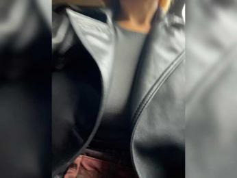 SpringMe webcam bongacams model stream image