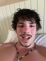 KozyrOffi webcam model stream image