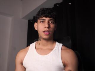 Bak Wolfe webcam model stream image