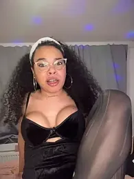 naomikandra webcam model stream image