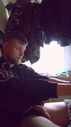 Dickfromspace69 webcam model stream image