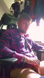 Dickfromspace69 webcam model stream image