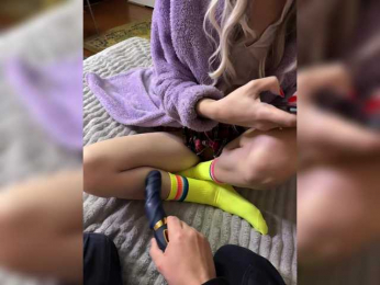 CaysiCouple webcam model stream image