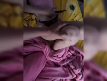 CaysiCouple webcam model stream image