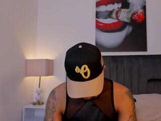 Jax Maxwell webcam model stream image