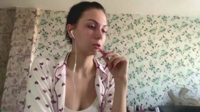 BelleSheaff webcam model stream image