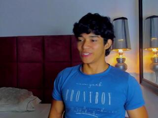 Luca Mashle webcam model stream image