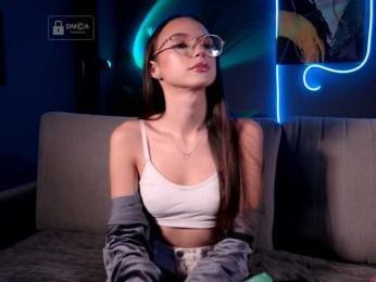 Emilysame webcam model stream image