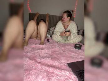 Twixsticks2 webcam model stream image