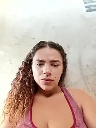 Mommy-Hot webcam model stream image