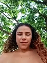Mommy-Hot webcam model stream image