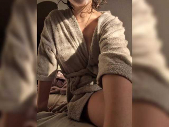 Kikki webcam model stream image