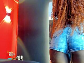 Yaya Hilton webcam model stream image