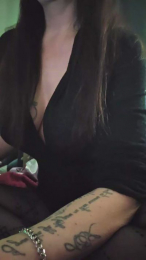 VixenaX webcam model stream image