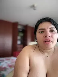 horny_roomiess webcam stripchat model stream image