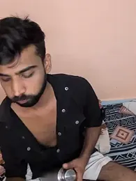 bisexual_yhh webcam model stream image
