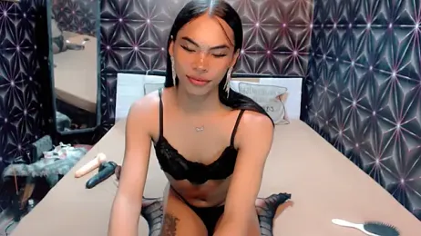 yvonmagrgarettxx webcam stripchat model stream image