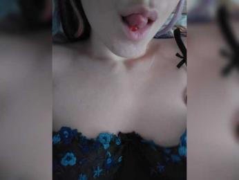 Devils_Kiss webcam model stream image