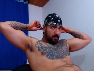 Chris Evanss webcam model stream image