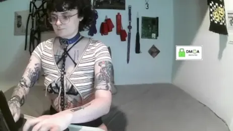 lucyxxxbot webcam model stream image
