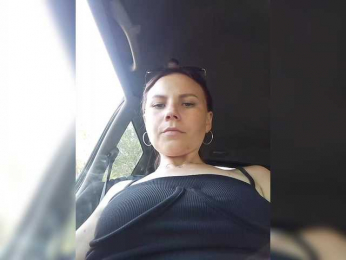 Cat-Likaa webcam model stream image
