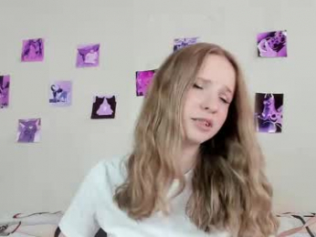 b4by_emilia webcam model stream image