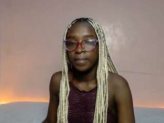 aliciakeyys webcam model stream image
