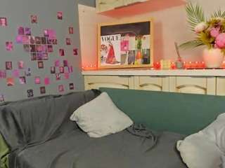 chloe-lov webcam model stream image
