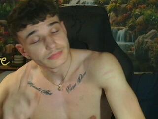 Danny Cuomo webcam model stream image