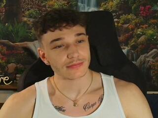 Danny Cuomo webcam model stream image