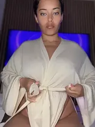 MistressBelleNoire webcam model stream image