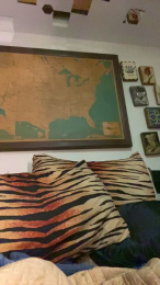 Bighairytopping webcam model stream image